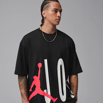 Jordan Men's Oversized T-Shirt. Nike SI